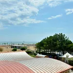Charming With Terrace By The Sea Apartment *