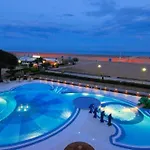 Charming With Terrace By The Sea