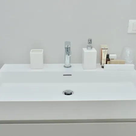 Διαμέρισμα Charming With Terrace By The Sea *