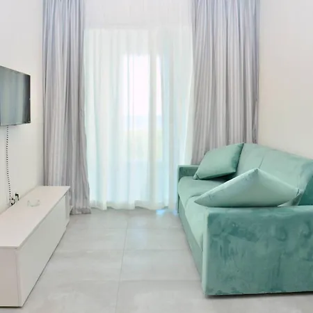 Charming With Terrace By The Sea