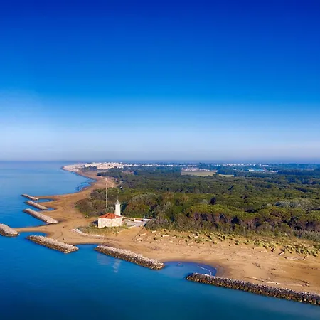 Charming With Terrace By The Sea * Bibione