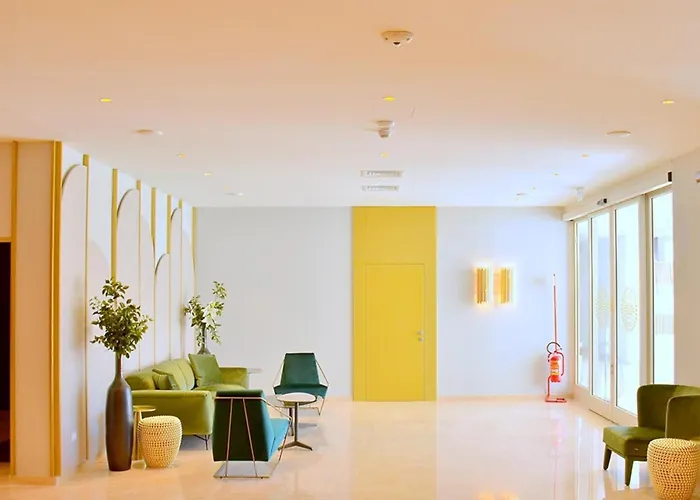 Charming With Terrace By The Sea Apartment