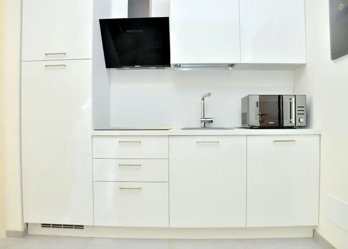 Charming With Terrace By The Sea *