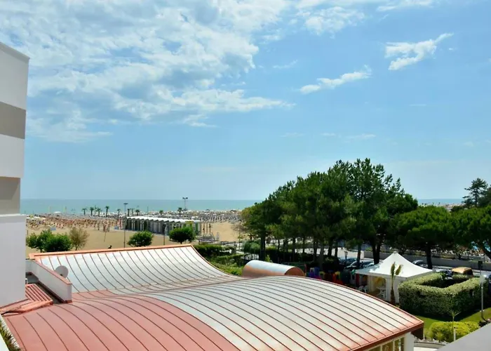 Charming With Terrace By The Sea Apartment *