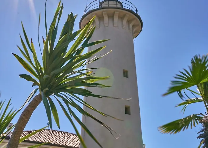 Charming With Terrace By The Sea شقة